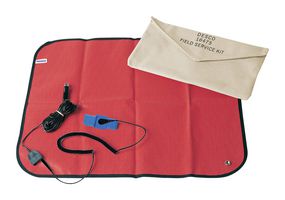 16475. - FIELD SERVICE KIT, WITH WRIST STRAP, RED, VINYL,18IN x 22IN - DESCO