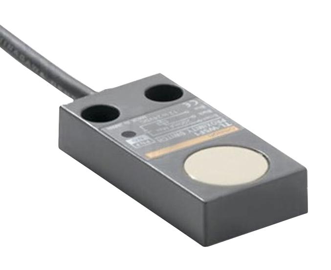 TL-W5E1 INDUCTIVE PROX SENSOR, 5MM, NPN/SPST-NO OMRON
