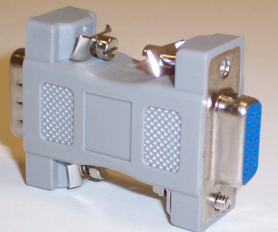 AD421 VGA ADAPTORS DB9M/HD15F PRO SIGNAL