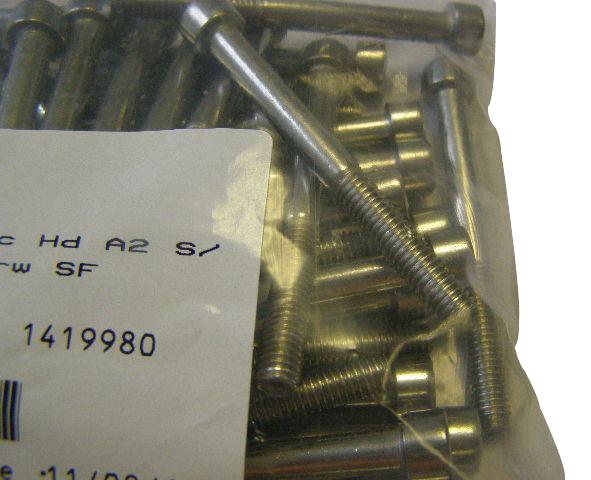 M660 SOA2CSS50- SCREW SOCKET, CAP, S/S, A2, M6X60, PK50 TR FASTENINGS
