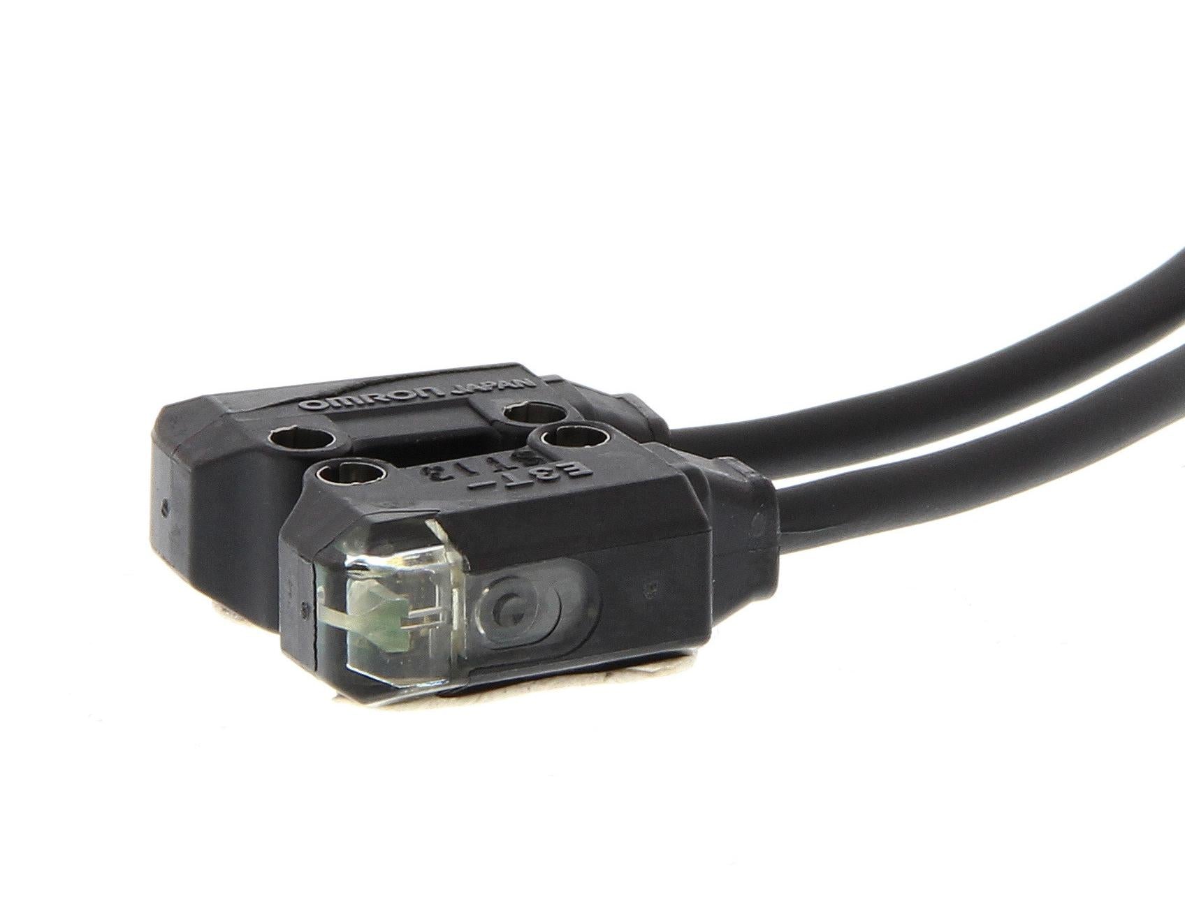 E3T-ST13 2M PHOTOELECTRIC SENSOR, PNP, 1MM OMRON