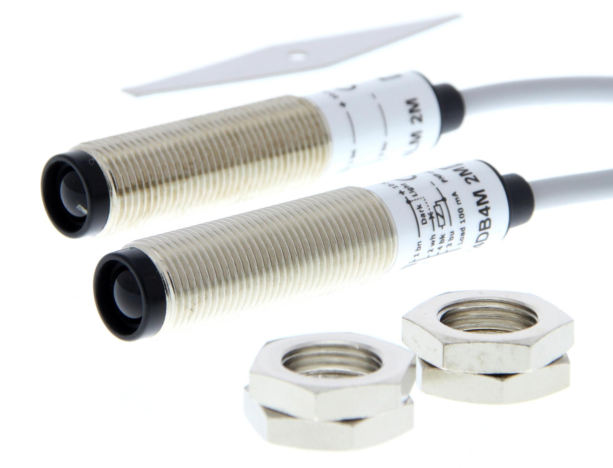 E3H2-T4B4M 2M PHOTOELECTRIC SENSOR, PNP, 4M OMRON