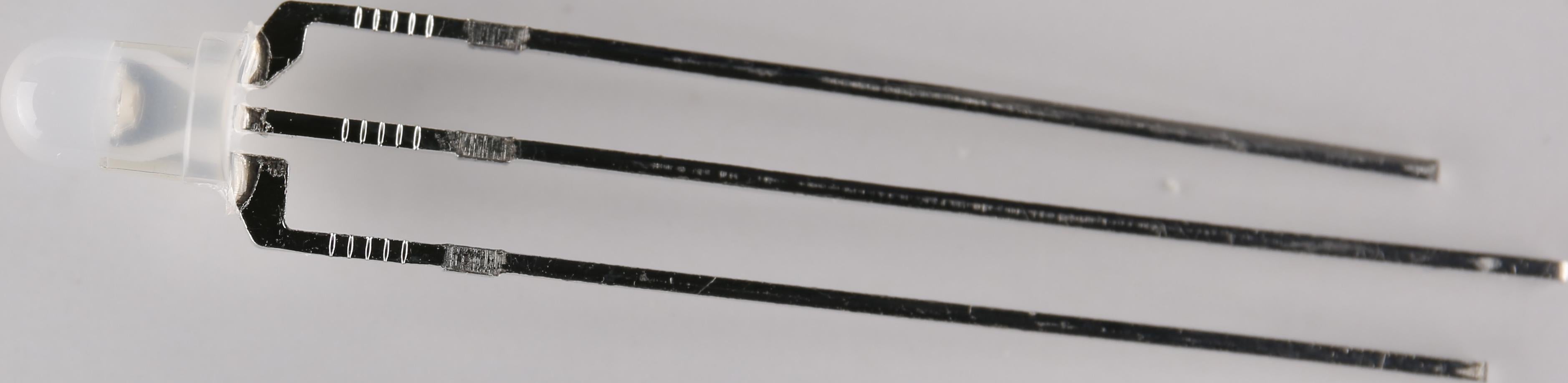 MP008294 LED, RED/GREEN, 40/40MCD, 630/575NM MULTICOMP PRO